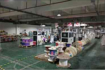 Proceso de Fabricación y Equipamiento para Cables de Alimentación