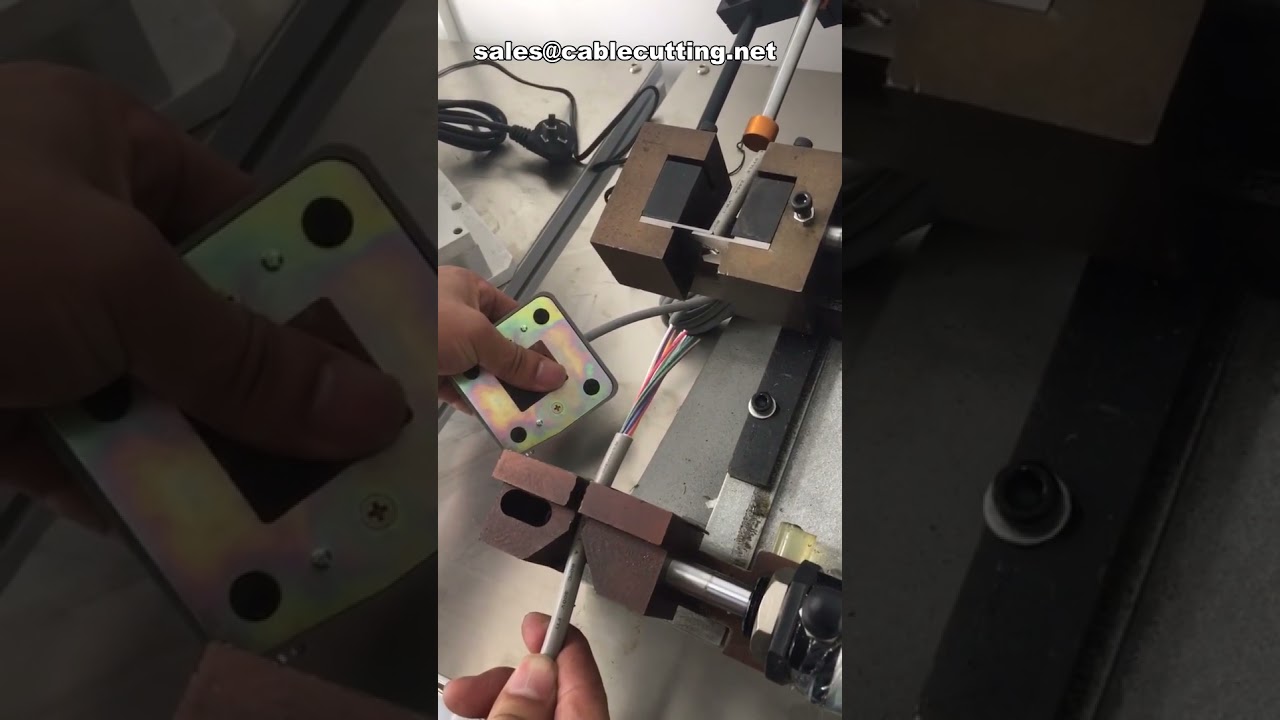 Máquina de Corte y Pelado de Arneses Eléctricos - Herramienta de Precisión para Cables