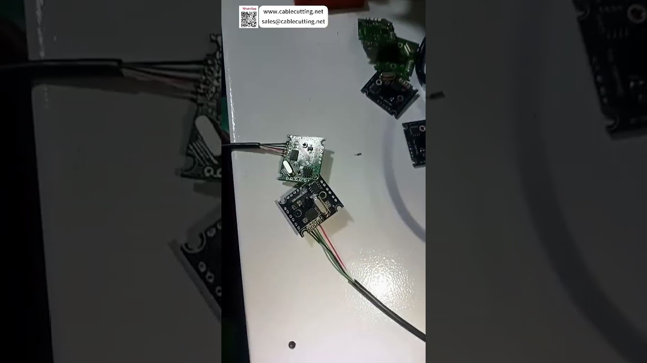 Máquina de Soldadura de PCB con Monitoreo por Cámara - Soldadura Electrónica de Alta Precisión