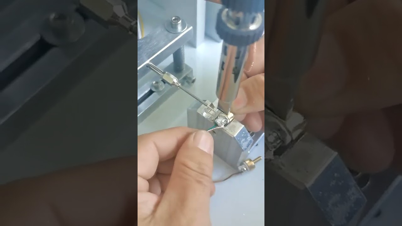 Máquina de Soldar Semiautomática con Pedal para Cables USB, PCB y Tiras LED