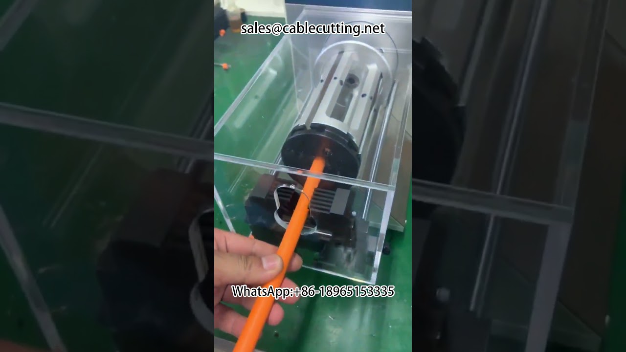 Máquina automática de pelado de cables coaxiales | Equipo de automatización para procesamiento de arneses en fábrica