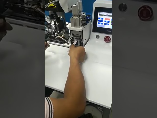 Máquina de corte, pelado y crimpado de terminales para cables con servomotor - Proveedor