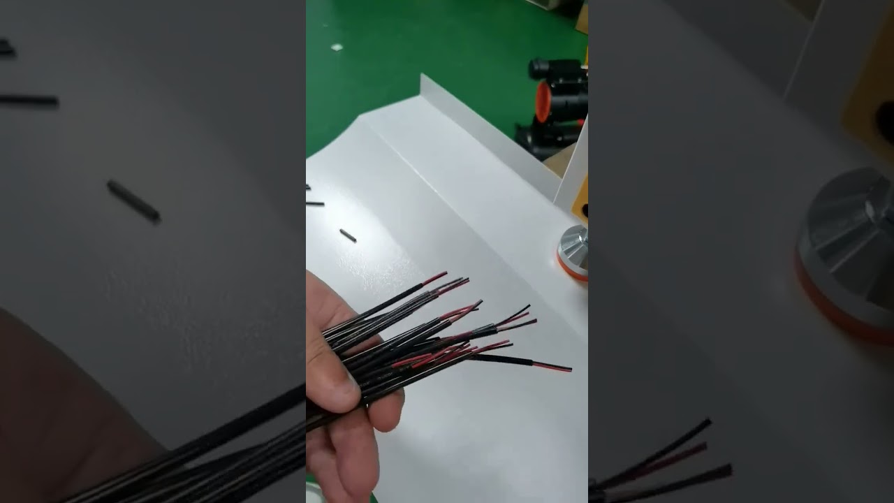 Máquina Pelacables Computarizada de 8 Ruedas de Alta Eficiencia | 1 de 4 #fábrica #maquinaria #herramientas