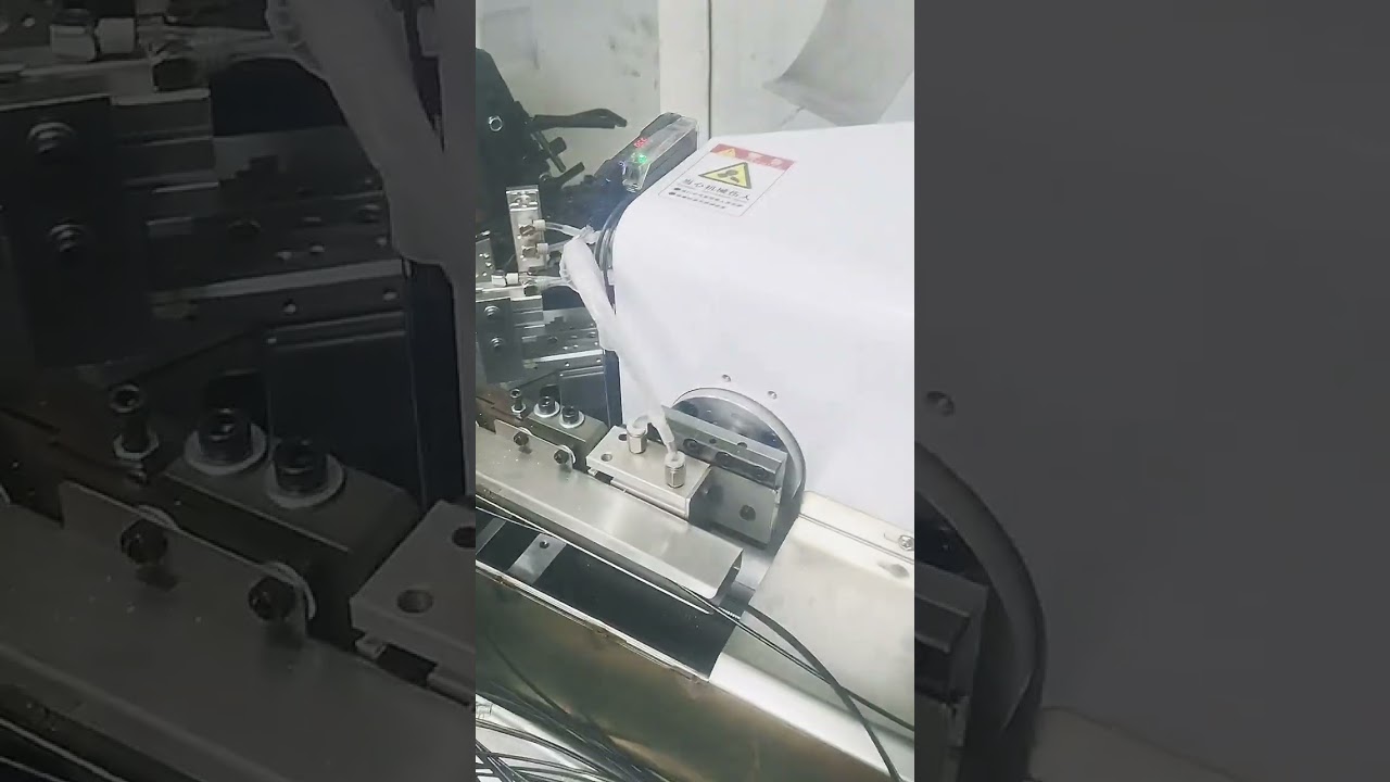 Solución Automática para Conexión de Cables en PCB: Engastado de Terminales e Inserción de Conectores #fábrica